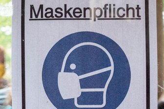 Corona-Lage im Landkreis Zwickau: Schüler demonstrieren, Roland-Kaiser-Konzert erneut verschoben - Die von Schülern organisierten Demonstrationen gegen die Umsetzung der Corona-Schutz-Maßnahmen werden am Freitag auf dem Zwickauer Hauptmarkt fortgesetzt.