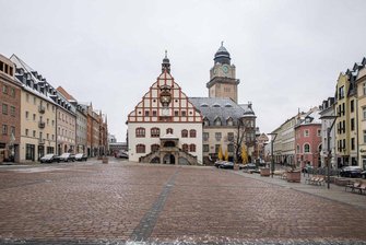 Corona-Lage im Vogtland: Nun 500 Todesfälle in der Region - Der Plauener Altmarkt im Corona-Winter. 