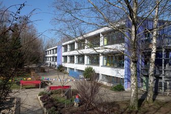 Corona-Lage in Chemnitz: Virus-Mutation mehrfach nachgewiesen - Kita geschlossen - Die Kita Glückskäfer an der Straße Usti nad Labem bleibt aufgrund mehrerer Corona-Fälle für die kommenden 14 Tage geschlossen.