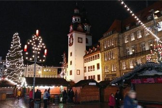 Corona-Lage in Chemnitz: Weihnachtsmarkt noch nicht endgültig abgesagt - Zwar wird es kein Markttreiben im November geben, für den Dezember ist die Stadtverwaltung Chemnitz aber mit Händlern im Gespräch.