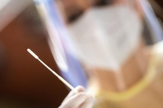 Corona-Lage in Sachsen: Inzidenz im Freistaat sinkt um knapp 100 Zähler auf 1165,5 - 