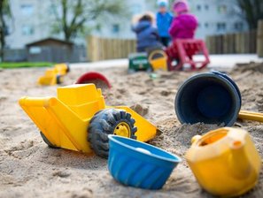 Corona-Schließungen: Auerbach setzt Kita-Gebühren für April aus -