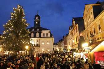 Corona: Schwarzenberg sagt Weihnachtsmarkt ab - Ein Bild aus Vor-Corona-Zeiten: Dieses Jahr soll der Schwarzenberger Weihnachtsmarkt ausfallen.