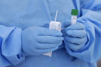 Corona: Zahl der Todesfälle im Landkreis Zwickau steigt auf acht - Im Landkreis Zwickau sind zwei weitere Menschen verstorben, die sich zuvor nachweislich mit dem Coronavirus infiziert haben.