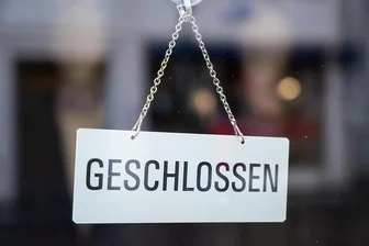 Corona-Zahlen steigen weiter: RKI für erneuten Lockdown - 