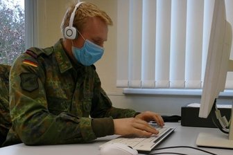 Coronameldungen: Rückstau abgearbeitet - Neben Mitarbeitern aus verschiedenen Ämtern und rund 25 Bundeswehrsoldaten hofft das Landratsamt auf weitere Unterstützung durch Landesbedienstete bei der Information der Betroffenen.