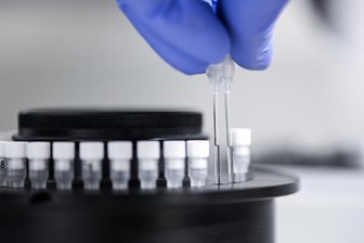 Coronavirua: Drei weitere Todesfälle im Landkreis Zwickau - Im Landkreis Zwickau ist die Zahl der verstorbenen Covid-19-Patienten bis Donnerstagvormittag auf 37 angestiegen.