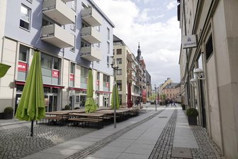 Coronavirus: Die Lage in Chemnitz am Montag - Die Chemnitzer Kneipenmeile ist noch verwaist. Erste Museen, Parks und Ämter öffnen wieder.