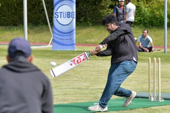 Cricket-Turnier in Freiberg: Pakistanische Studenten und ihr Nationalsport - Am Samstag fand in Freiberg ein großes Cricket-Turnier statt.