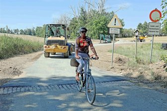 Crimmitschau: Geplanter Radweg verbindet Westsachsen und Thüringen - Erst im Sommer 2022 wurde der neue Radweg zwischen Waldsachsen und Gosel fertiggestellt. Im Mai startet die Stadt Crimmitschau das nächste große Radwegebauprojekt – diesmal in Richtung Thüringen.