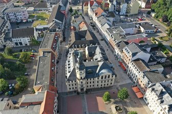 Crimmitschau: Wofür die Stadt im nächsten Jahren Geld ausgeben will - Die Stadtverwaltung will mit den Einwohnern über die für 2024 geplanten Investitionsvorhaben sprechen.