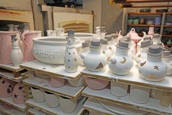 Crimmitschauer Töpferei stimmt auf die Adventszeit ein - 