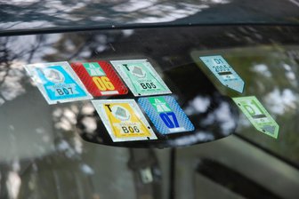 Crimmitschauer wird beim Vignettenkauf fast um Hunderte Euro gebracht - Beim Onlinekauf einer Vignette haben Betrüger versucht, einen Mann um viel Geld zu bringen.