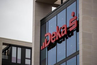 "Cum-Cum"-Deals: Aufsicht prüft Abschluss der Dekabank - Die Dekabank profitiert von einer starken Nachfrage von Privatanlegern. (Archivbild)