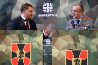 Cybersicherheit und militärische Bedrohungen: Sachsen muss Pläne für Bevölkerungsschutz neu entwickeln - Ministerpräsident Michael Kretschmer (l.) und Carsten Breuer, Generalinspekteur der Bundeswehr, bei einer Pressekonferenz am Rande der Sitzung der Staatsregierung.