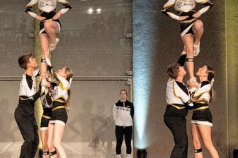 "Da muss noch nicht alles perfekt sein" - Hier arbeiten Jungs und Mädels zusammen: Zwei Stuntteams der Black Maniacs zur letzten Generalprobe. 