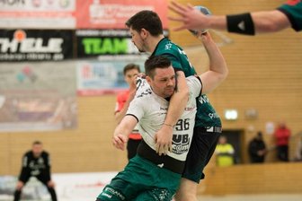 Dachse verteidigen Platz 3 - Wie im Hinspiel gegen den HSV Apolda war es wieder ein hart umkämpftes Spiel. Nico Werner konnte beim erneuten Aufeinandertreffen in der Meisterrunde vier Treffer zum knappen 21:18-Erfolg beitragen.