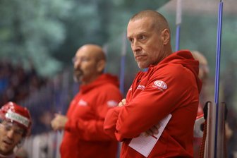 Dahlem bleibt Co-Trainer der Eispiraten - 