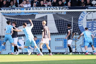 Dank Abschiedstoren: Chemnitzer FC gewinnt Westsachsen-Derby gegen den FSV Zwickau - So fiel das 3:2-Siegtor durch Felix Müller.
