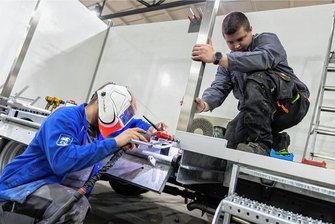 Darauf fahren nicht nur Polizeipferde ab: Treuener Firma baut Pferdetransporter der Premiumklasse - Maßgeschneiderte Aufbauten auf dem gewünschten Fahrzeuggestell sind die Voraussetzung dafür, einen Pferdetransporter nach Kundenwunsch zu bauen.