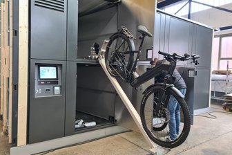 Das August-Horch-Museum in Zwickau überrascht mit neuen Einblicken - Das August-Horch-Museum bietet künftig einen Fahrradverleih an.
