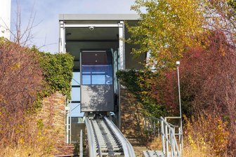 Das Dilemma von Schwarzenberg: Und wieder bockt der Schrägaufzug - Und wieder steht der Schrägaufzug in Schwarzenberg still. Noch weiß keiner genau weshalb.