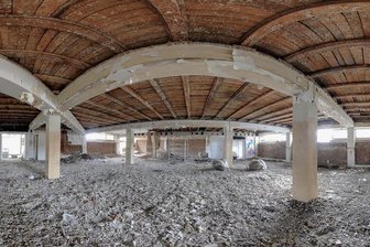 Das frühere Schocken-Kaufhaus aus einem anderen Blickwinkel - Im Dachgeschoss des markanten Gebäudes könnten Wohnungen entstehen.