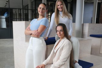 Das Herzensprojekt der Schäfer-Betz-Schwestern: Neues Sportcamp in Chemnitz begeistert Kinder - Das Team des „Move & Improve Club“: Pauline (re.) und Helene (li.) Schäfer-Betz sowie Corinna Schwab.