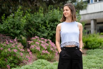 Das heuchlerische Miststück und ich: Mein Weg aus der Depression - Lange dachte Johanna Schöbel, dass ihre fehlende Lebensfreude zum Erwachsen-Werden dazugehört. Erst ihre Therapeutin erklärte ihr, dass sie falsch liegt.