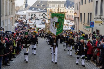 Das ist am Wochenende im Erzgebirge los: Bergparade, Rennwolfrennen und Musical - Die Große Bergparade, hier ein Archivfoto, findet am Sonntag in Annaberg-Buchholz statt.