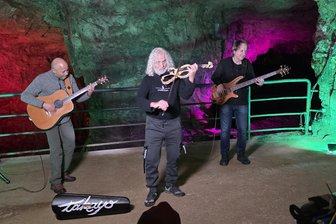 Das ist am Wochenende im Erzgebirge los: Vom Untergrundkonzert bis zum Diamanten-Diebstahl - Die Leipziger Band Takato in den Zinnkammern bei den Proben.