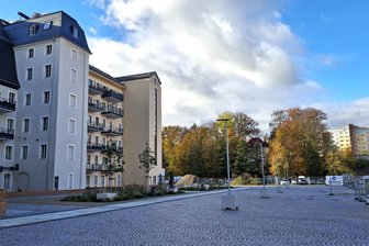 Das ist der Plan für den neuen Marktplatz an der Alten Baumwolle Flöha - Der Marktplatz an der Alten Baumwolle im Stadtzentrum von Flöha.