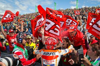 „Das ist eine Hausnummer“: Warum die Fankultur am Sachsenring zum Immateriellen Kulturerbe werden soll - Der Sachsenring bietet Superstars wie Marc Márquez eine unvergleichliche Besucherkulisse.