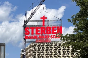Das Kreuz von Karl-Marx-Stadt? Kann eigentlich nur Kraftklub sein! - Das Kreuz von Chemnitz?