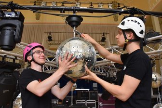 Das Kurhaus von Bad Elster wird zur Disco -