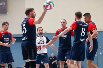 „Das muss alles den körperlichen Verfall ausgleichen“ – Volleyball-Haudegen der SSV St. Egidien sind angriffslustig - Die Volleyball-Routiniers der SSV St. Egidien konnten schon zum Saisonstart die bewährten Qualitäten abrufen.