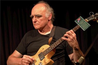 Das neue Album von Joe Sachse: Der große Klang der kleinen Freiheit - Joe Sachse - Jazzgitarrist