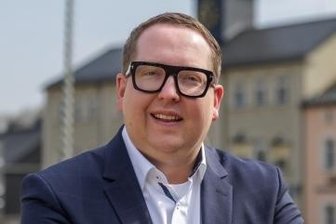 Das schwere Erbe der CDU in Zwönitz - Tom Unger sitzt für die Christdemokraten im Sächsischen Landtag. Er ist Ansprechpartner im Wahlkreis 15, zu dem neben Zwönitz, wo er ein Büro besetzt, auch Schwarzenberg und Elterlein gehören. 