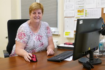 Das Schwierigste kam zum Schluss: Darum freut sich die Leiterin des Zschopauer Gymnasiums auf den Ruhestand - Das Büro im Zschopauer Gymnasium ist noch bis zum 31. Juli der Arbeitsplatz von Verona Fuchs, danach geht die Schulleiterin in den Ruhestand.