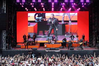 Das sind die schönsten Bilder vom Maffay-Auftritt in Schwarzenberg - Peter Maffay gibt in diesem Jahr nur vier Open-Air-Konzerte in Deutschland - zwei davon auf der Waldbühne in Schwarzenberg.