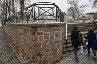 Das sind die Wünsche für die Altstadt - Der Burgstädter Anger. Mauer, Treppe, Gehweg und Straße sind saniert. Jetzt gibt es weitere Pläne.