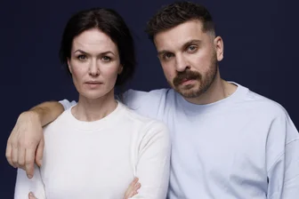 Das sympathischste Team im „Tatort“-Universum: Wie Melika Foroutan und Edin Hasanovic ihre Figuren sehen - Melika Foroutan und Edin Hasanovic kümmern sich als Maryam Azadi und Hamza Kulina um länger zurückliegende Fälle, die nie aufgeklärt wurden.