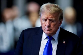 Das Trump-Paradox - Ein Kommentar zur Verurteilung von Donald Trump - Der ehemalige US-Präsident Donald Trump verlässt nach dem Schuldspruch das Gerichtsgebäude in New York.