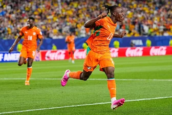 Das war die WM-Nacht: Jubel bei Ivorern und Lob für DFB-Team - Deutschlands nächster WM-Gegner Elfenbeinküste bejubelt einen Sieg gegen Ecuador.