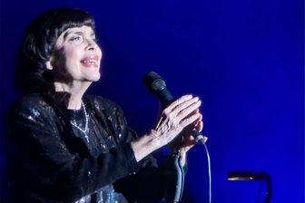 Das war Liebe: Umjubelter Auftakt der Abschiedstournee von Mireille Mathieu in Chemnitz - Mireille Mathieu bei ihrem Auftaktkonzert zur deutschen Abschiedstournee "Goodbye My Love Goodbye" in Chemnitz.