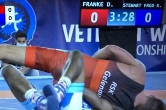 "Das war nicht meine letzte WM" - Der entscheidende Moment zu Silber: Daniel Franke legt den US-Amerikaner Stewart Frederick auf die Schultern. 