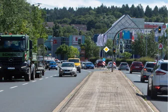 „Das wird an der Stelle tatsächlich auch mal Zeit“: Neuer Blitzer am Elster-Park in Plauen? Das ist dran an den Gerüchten - Bekommt Plauen nahe dem Elster-Park bald einen neuen Blitzer?