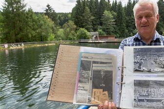 Das Wunder von Tannenberg: Wie der Ort sich sein Naturbad erkämpfte - Das Naturbad Tannenberg wird 70. Hunderte Einwohner packten für seinen Bau in der Nachkriegszeit mit an. Ein Stück Tannenberger Geschichte, wie Ortschronist Andreas Schreiber zeigt. Genutzt wird es auch von Besuchern aus umliegenden Orten. 