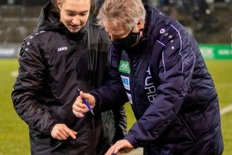 Das Ziel lautet Champions League - Sophie Weidauer bleibt dem 1. FFC Turbine Potsdam treu. Die Erzgebirgerin unterschrieb beim Bundesligisten für weitere zwei Jahre. 