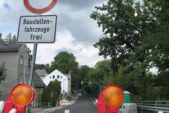 Dauerbaustelle B 173 in Flöha: Termin für Freigabe steht fest - Noch ist die B 173 in Flöha Richtung Falkenau gesperrt. In wenigen Tagen soll die Arbeiten abgeschlossen sein.